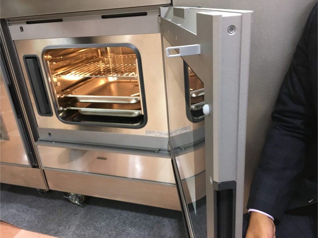 ガゲナウのスチームオーブンを開いたところ