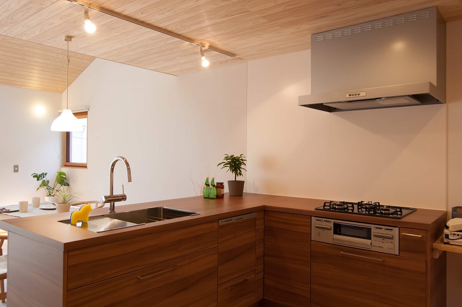 L型キッチンとは メリット デメリットは 初めての家づくり情報メディア Denhome